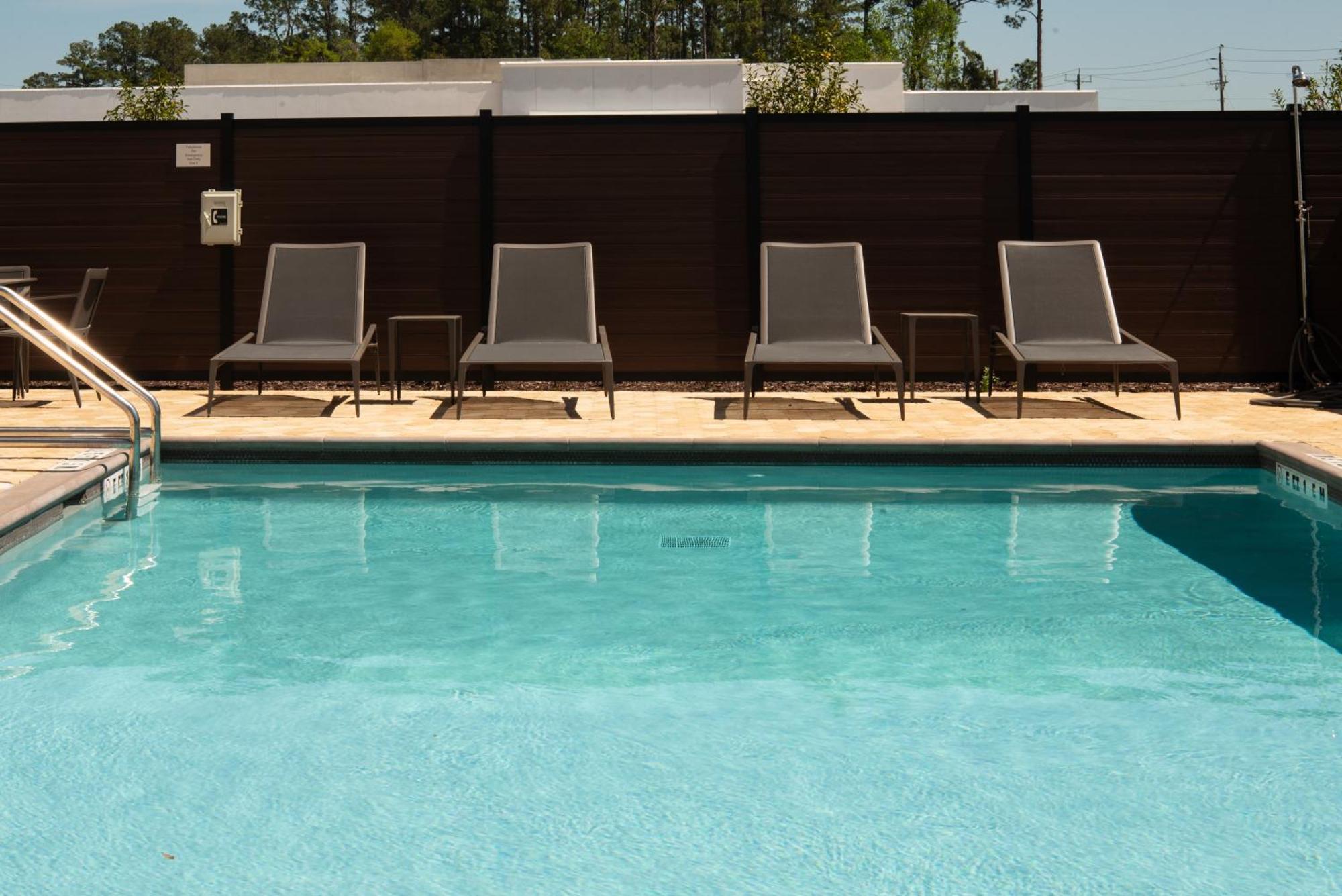 Courtyard By Marriott Lake City Kültér fotó
