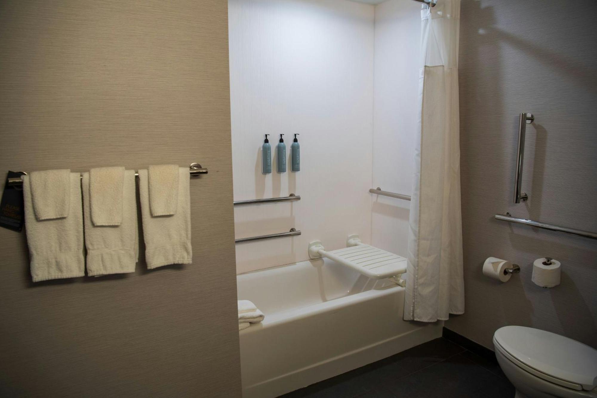 Courtyard By Marriott Lake City Kültér fotó