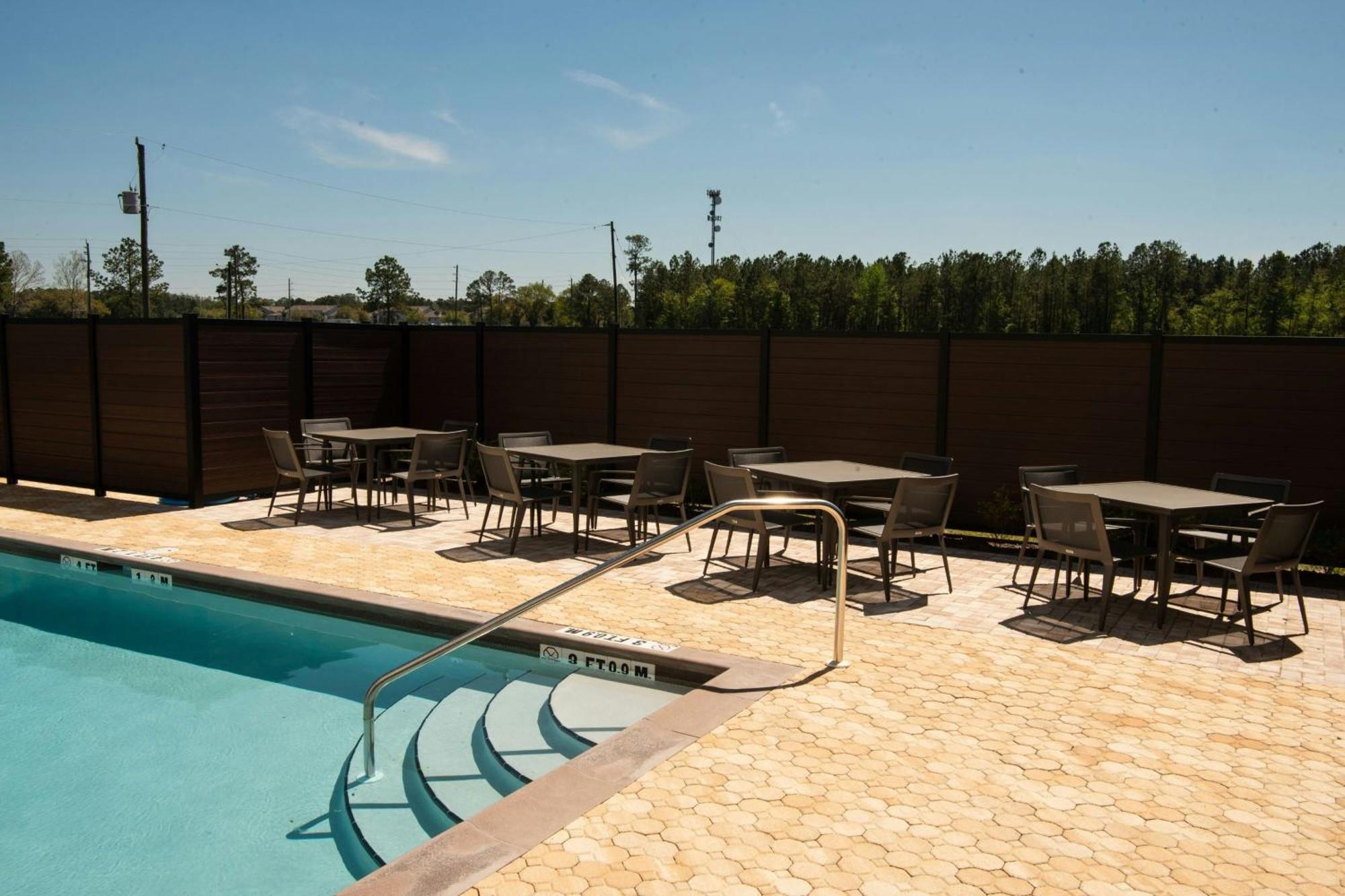 Courtyard By Marriott Lake City Kültér fotó